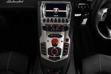 Lamborghini Aventador V12 LP 700-4