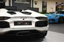 Lamborghini Aventador V12 LP 700-4