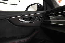 Audi RSQ8 TFSI V8 Vorsprung