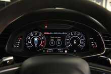 Audi RSQ8 TFSI V8 Vorsprung