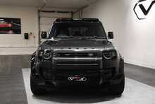 Land Rover Defender 110 D300 MHEV X-Dynamic HSE