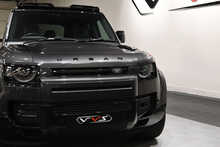 Land Rover Defender 110 D300 MHEV X-Dynamic HSE