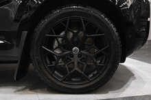 Land Rover Defender 110 D300 MHEV X-Dynamic HSE