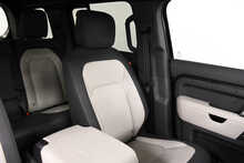 Land Rover Defender 110 D300 MHEV X-Dynamic HSE