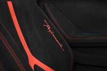 Lamborghini Huracan V10 LP 640-4 Performante