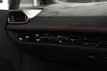 Lamborghini Huracan V10 LP 640-4 Performante