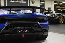 Lamborghini Huracan V10 LP 640-4 Performante