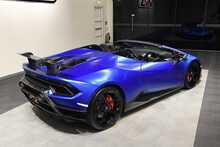 Lamborghini Huracan V10 LP 640-4 Performante