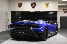 Lamborghini Huracan V10 LP 640-4 Performante