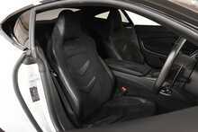 Aston Martin DBS V12 BiTurbo Superleggera