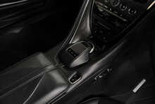 Aston Martin DBS V12 BiTurbo Superleggera