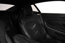 Aston Martin DBS V12 BiTurbo Superleggera