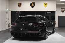 Ferrari GTC4Lusso T V8
