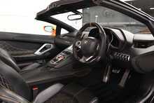 Lamborghini Aventador V12 LP 700-4