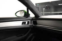 Porsche Panamera T V8 GTS