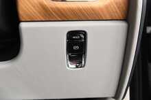 Rolls-Royce Cullinan V12