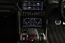 Lamborghini Urus V8 BiTurbo