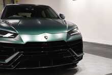 Lamborghini Urus V8 BiTurbo