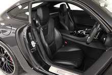 Mercedes-Benz AMG GTS V8 BiTurbo