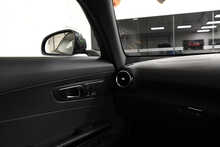 Mercedes-Benz AMG GTS V8 BiTurbo