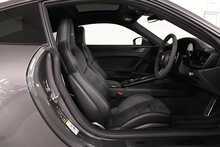 Porsche 911 T 992 Carrera GTS