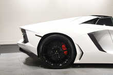 Lamborghini Aventador LP 700-4 Roadster
