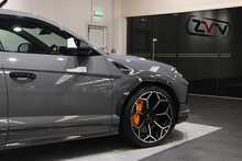 Lamborghini Urus V8 BiTurbo Performante