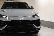 Lamborghini Urus V8 BiTurbo Performante