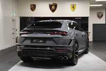 Lamborghini Urus V8 BiTurbo Performante