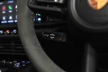 Porsche 911 T 992 4 GTS