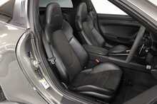 Porsche 911 T 992 4 GTS