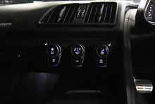 Audi R8 FSI V10 Plus