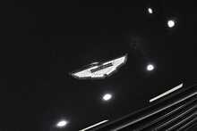 Aston Martin DBS V12