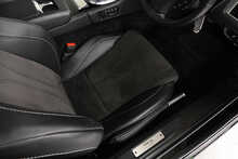 Aston Martin DBS V12