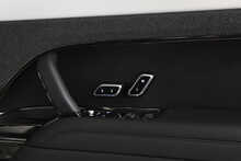 Land Rover Range Rover Sport P550e Autobiography