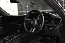 Porsche 911 T 992 Carrera GTS