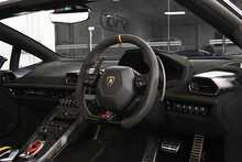 Lamborghini Huracan V10 LP 640-4 Performante