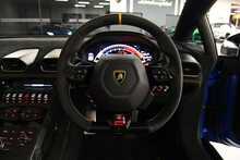 Lamborghini Huracan V10 LP 640-4 Performante