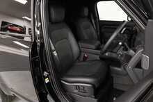 Land Rover Defender 110 D300 MHEV X-Dynamic HSE