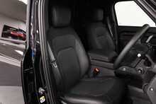 Land Rover Defender 110 D300 MHEV X-Dynamic HSE
