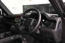 Land Rover Defender 110 D300 MHEV X-Dynamic HSE