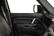 Land Rover Defender 110 D300 MHEV X-Dynamic HSE
