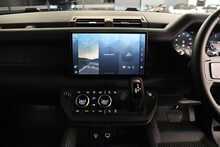 Land Rover Defender 110 D300 MHEV X-Dynamic HSE