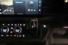 Land Rover Defender 110 D300 MHEV X-Dynamic HSE