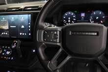 Land Rover Defender 110 D300 MHEV X-Dynamic HSE