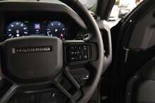 Land Rover Defender 110 D300 MHEV X-Dynamic HSE