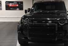 Land Rover Defender 110 D300 MHEV X-Dynamic HSE