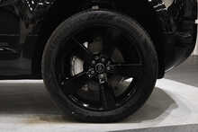 Land Rover Defender 110 D300 MHEV X-Dynamic HSE