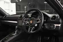 Porsche 718 Boxster T S