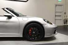Porsche 718 Boxster T S